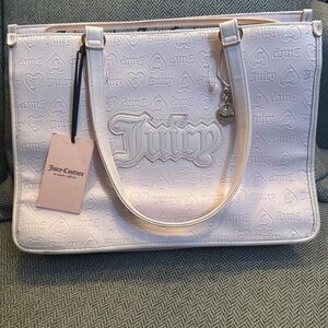 Juicy Couture✨💗🤍Cream Embossed Tote